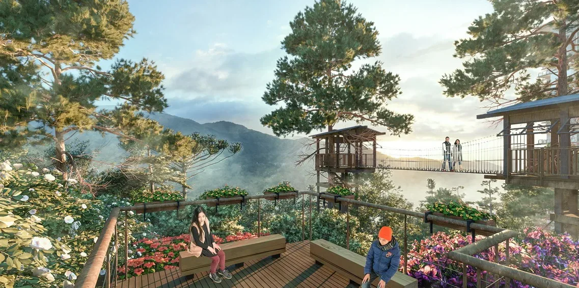 Elevated boardwalk through the gardens at Moncello Crest